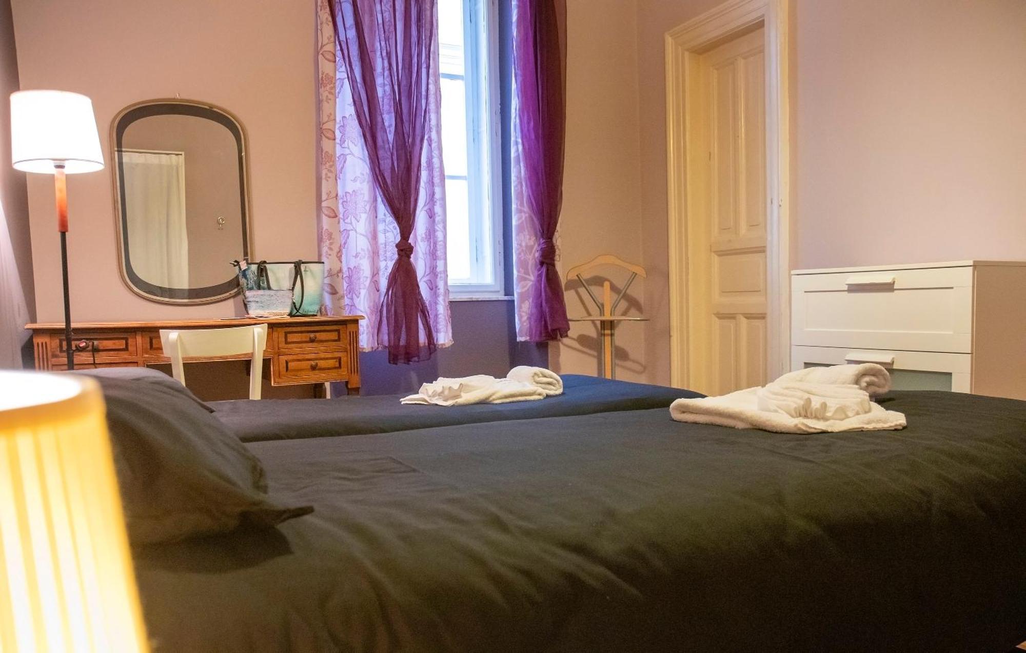 Hostel Teatro Trieste Eksteriør billede